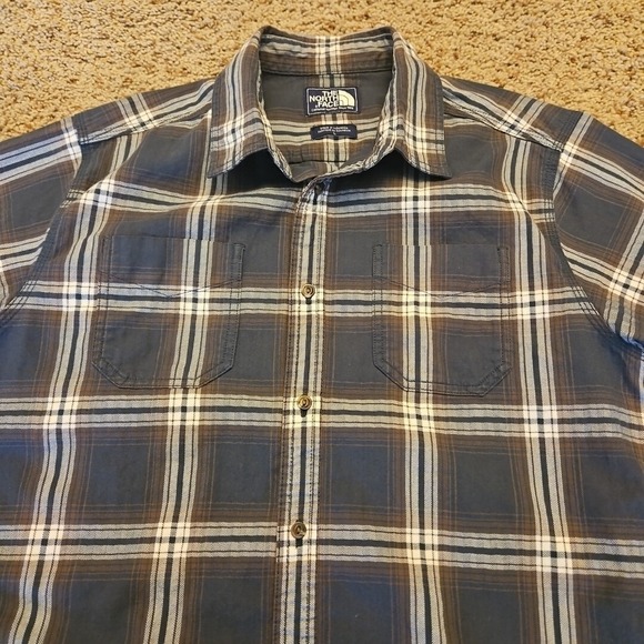 North Face Shirt Mens Large Green Check Long Sleeve Hiking Pockets Button Up - Picture 3 of 9